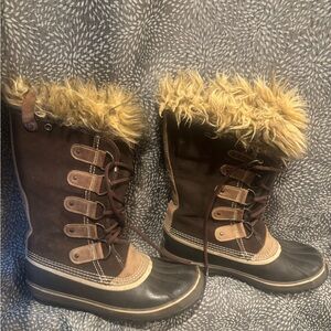 SOREL Brown Fur-Lined Winter Boots